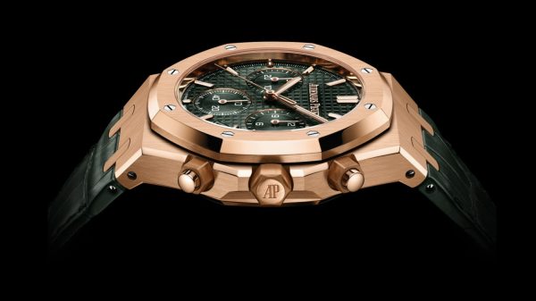 Audemars Piguet Royal Oak SELFWINDING CHRONOGRAPH "50TH ANNIVERSARY" Ref# 26240OR.OO.D404CR.01